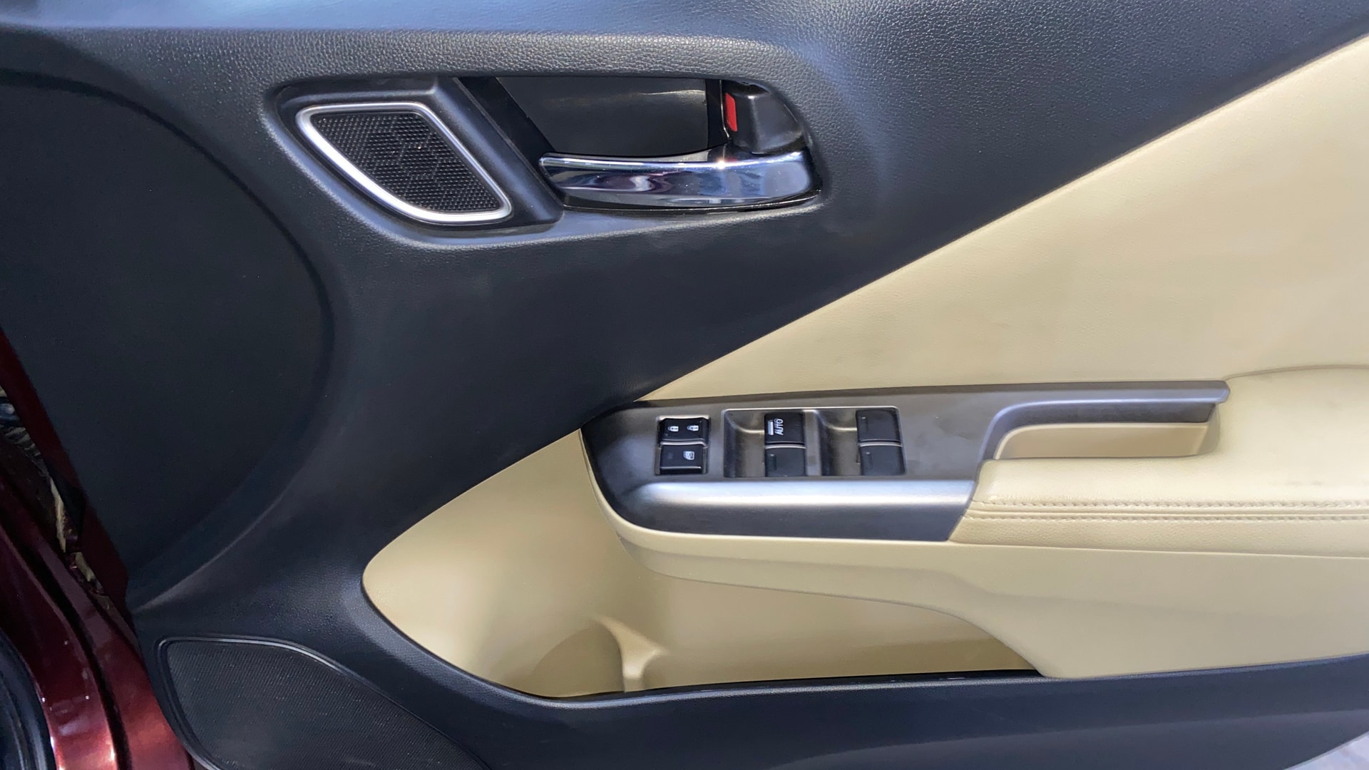View 2018 Honda City ZX MT Diesel Anniversary Edition Image 39 Used 2018 Honda City ZX MT Diesel Anniversary Edition Image 39