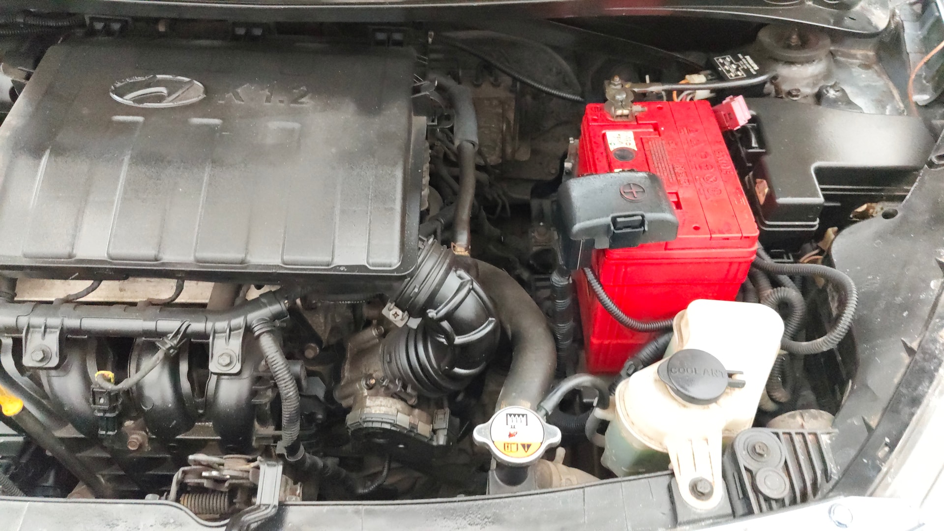 View 2015 Hyundai Xcent SX Petrol Image 13 Used 2015 Hyundai Xcent SX Petrol Image 13