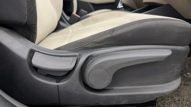 View Hyundai Verna Image 19 Used Hyundai Verna Image 19