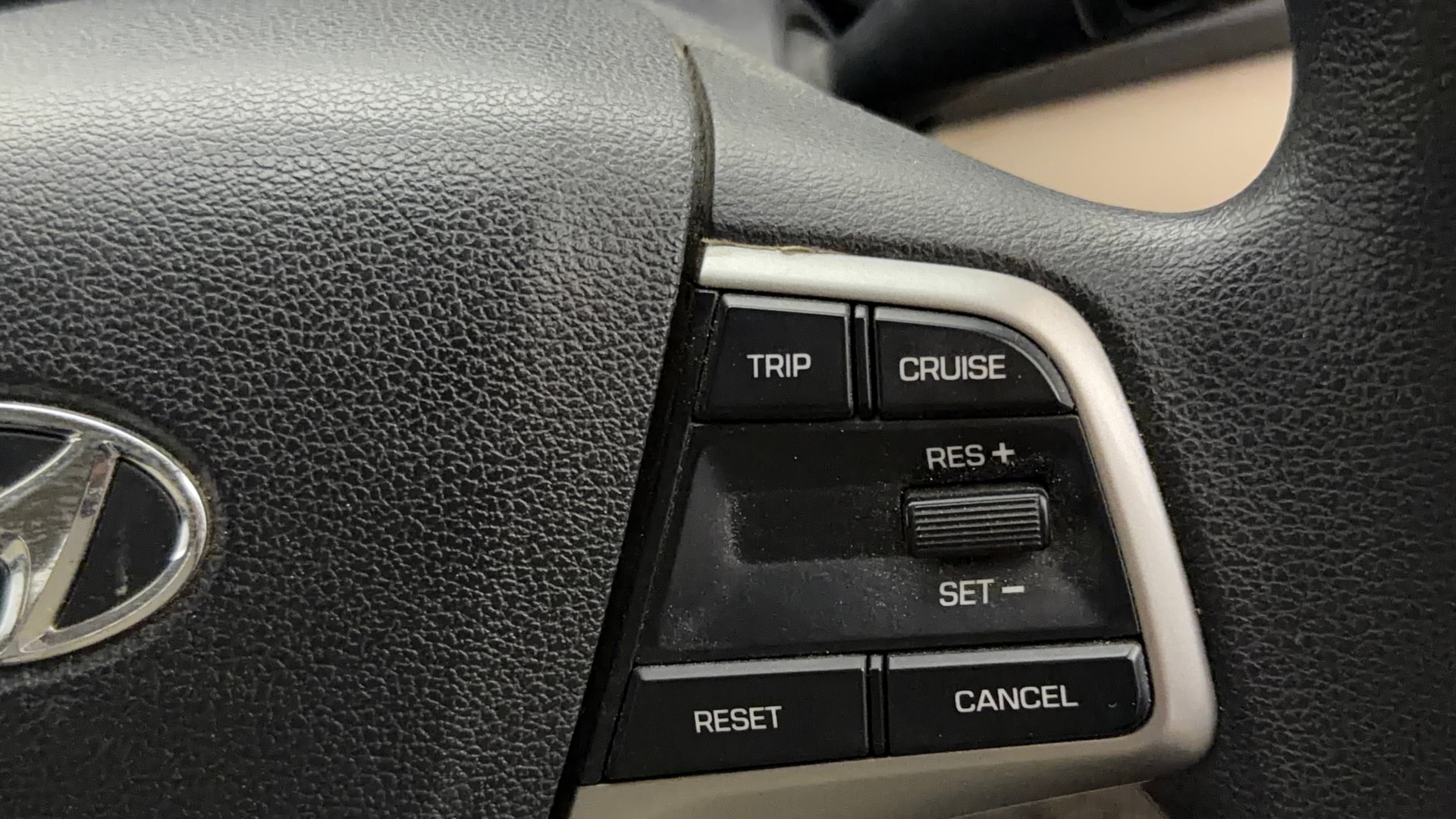 View 2018 Hyundai Verna 1.6 VTVT SX Image 3 Used 2018 Hyundai Verna 1.6 VTVT SX Image 3