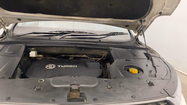 View MG Hector Image 31 Used MG Hector Image 31