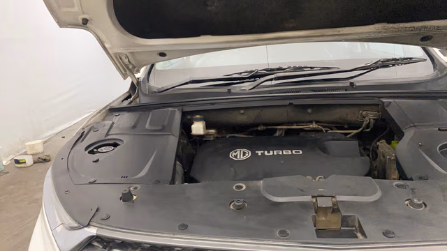 View MG Hector Image 27 Used MG Hector Image 27