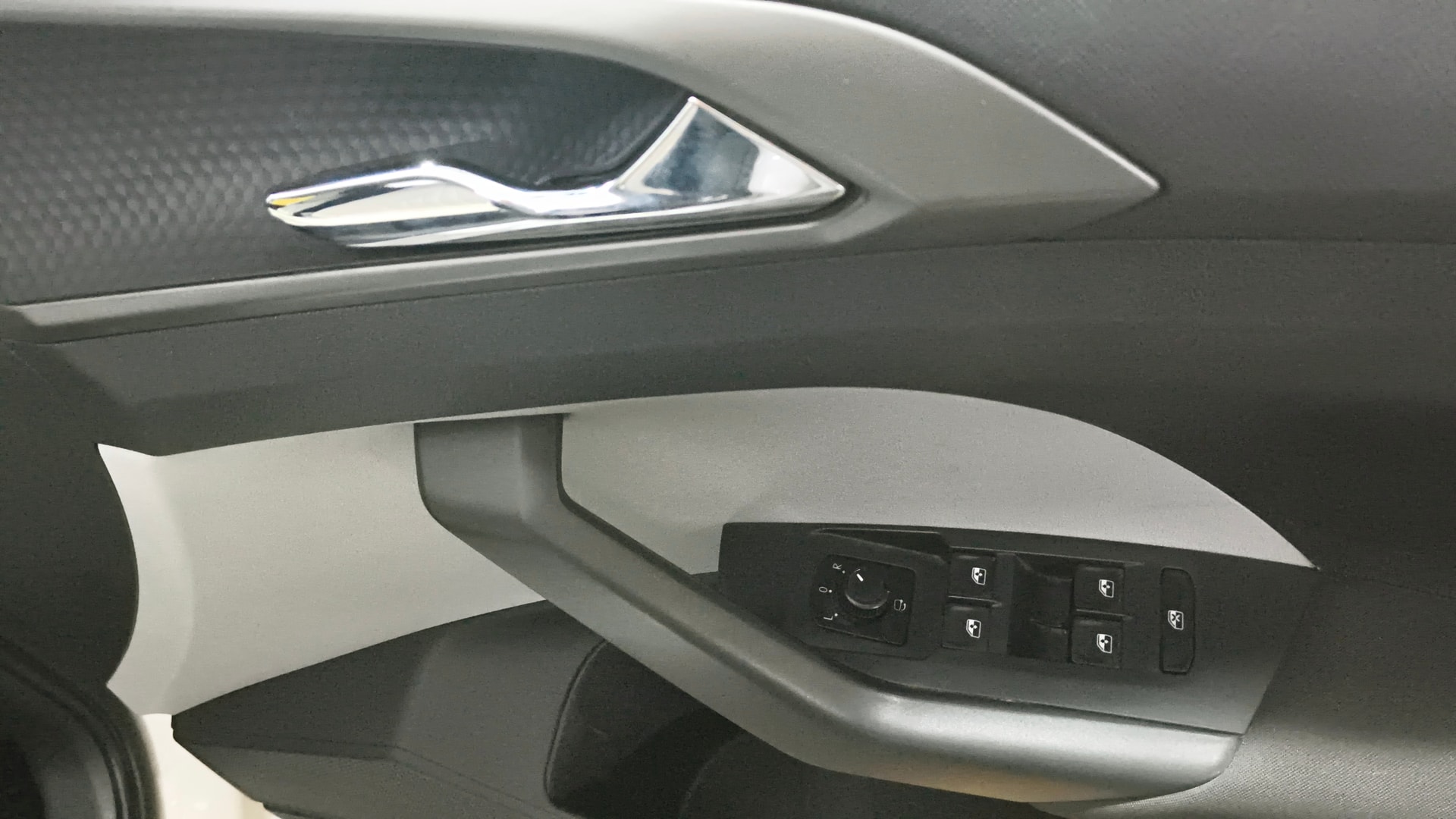 View 2021 Skoda Kushaq Ambition 1.0 TSI AT Image 34 Used 2021 Skoda Kushaq Ambition 1.0 TSI AT Image 34