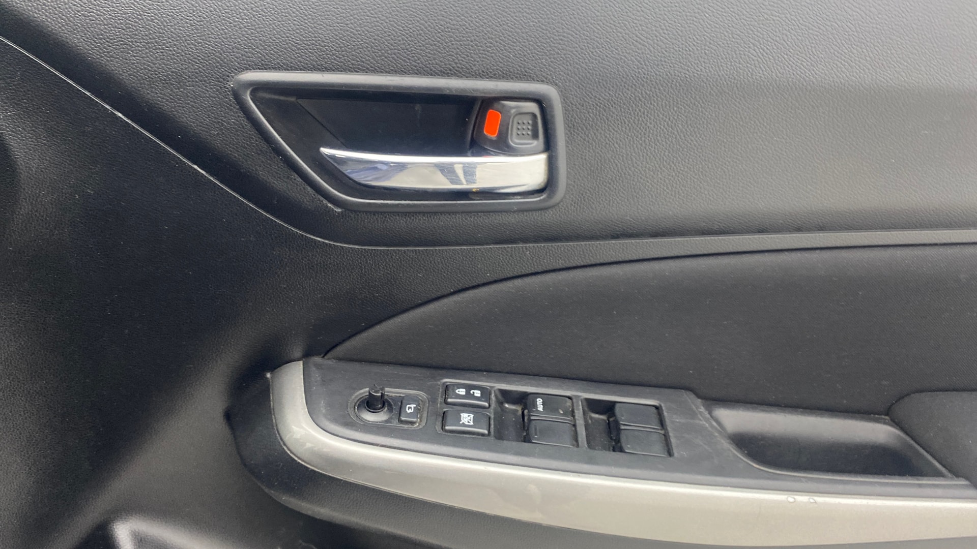 View 2019 Maruti Suzuki 1000 Base Variant Image 33 Used 2019 Maruti Suzuki 1000 Base Variant Image 33