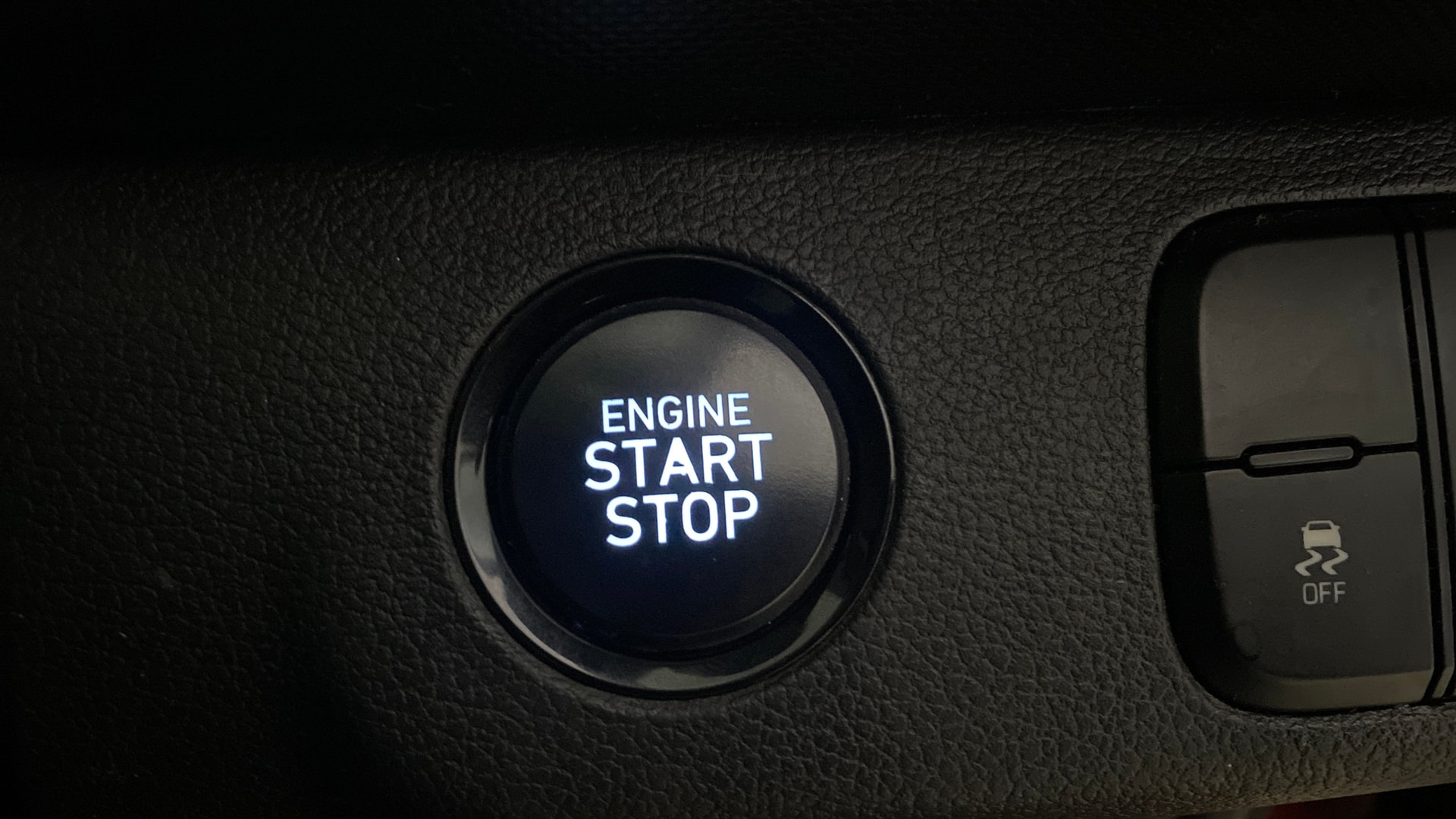 View 2019 Hyundai Venue SX Plus 1.0 Petrol AT Image 36 Used 2019 Hyundai Venue SX Plus 1.0 Petrol AT Image 36
