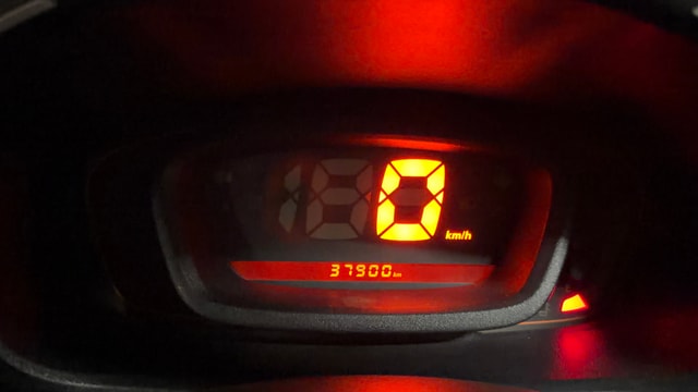 View Renault Kwid Image 34 Used Renault Kwid Image 34