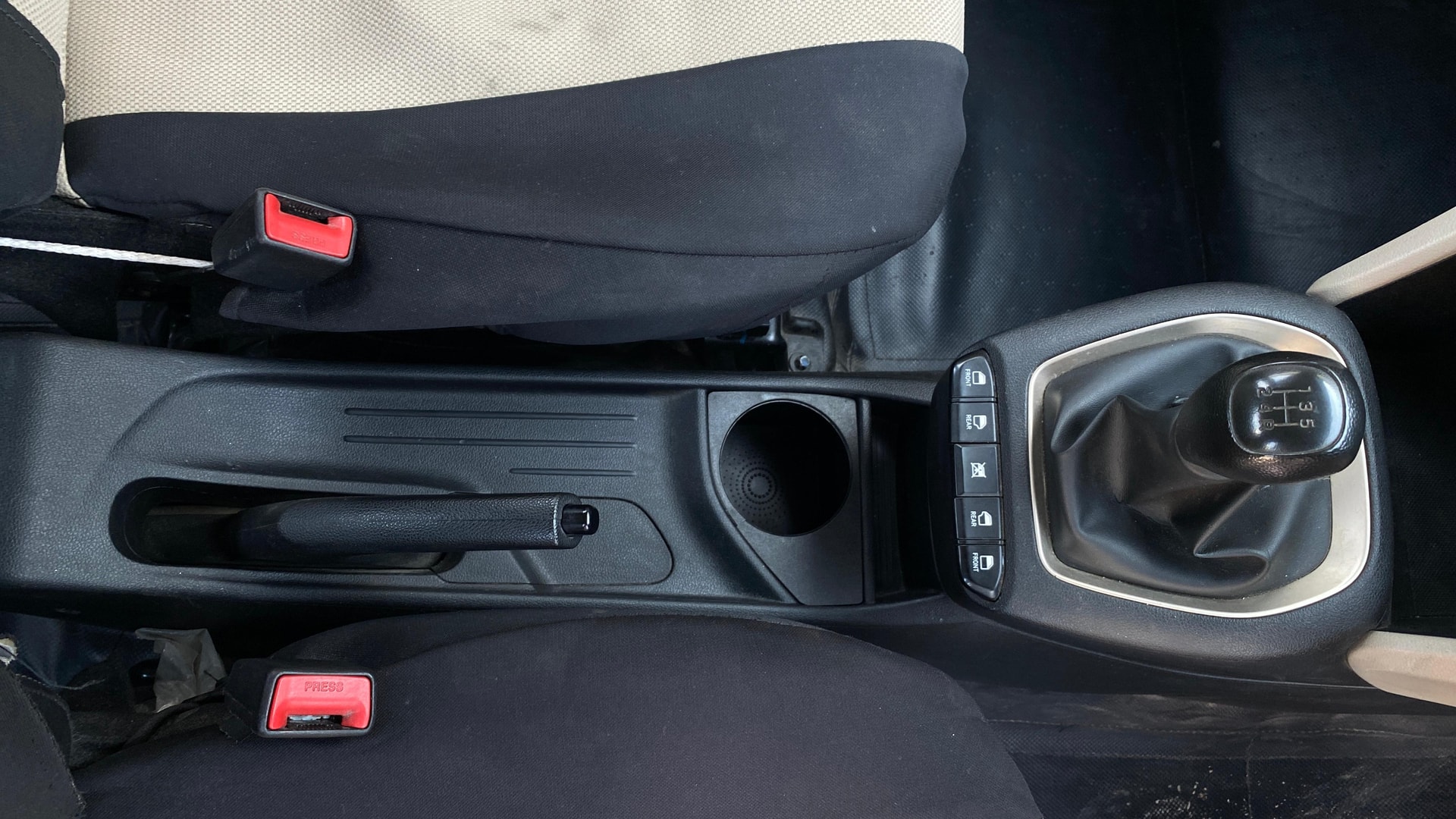 View 2019 Hyundai New Santro D-Lite Petrol Image 37 Used 2019 Hyundai New Santro D-Lite Petrol Image 37