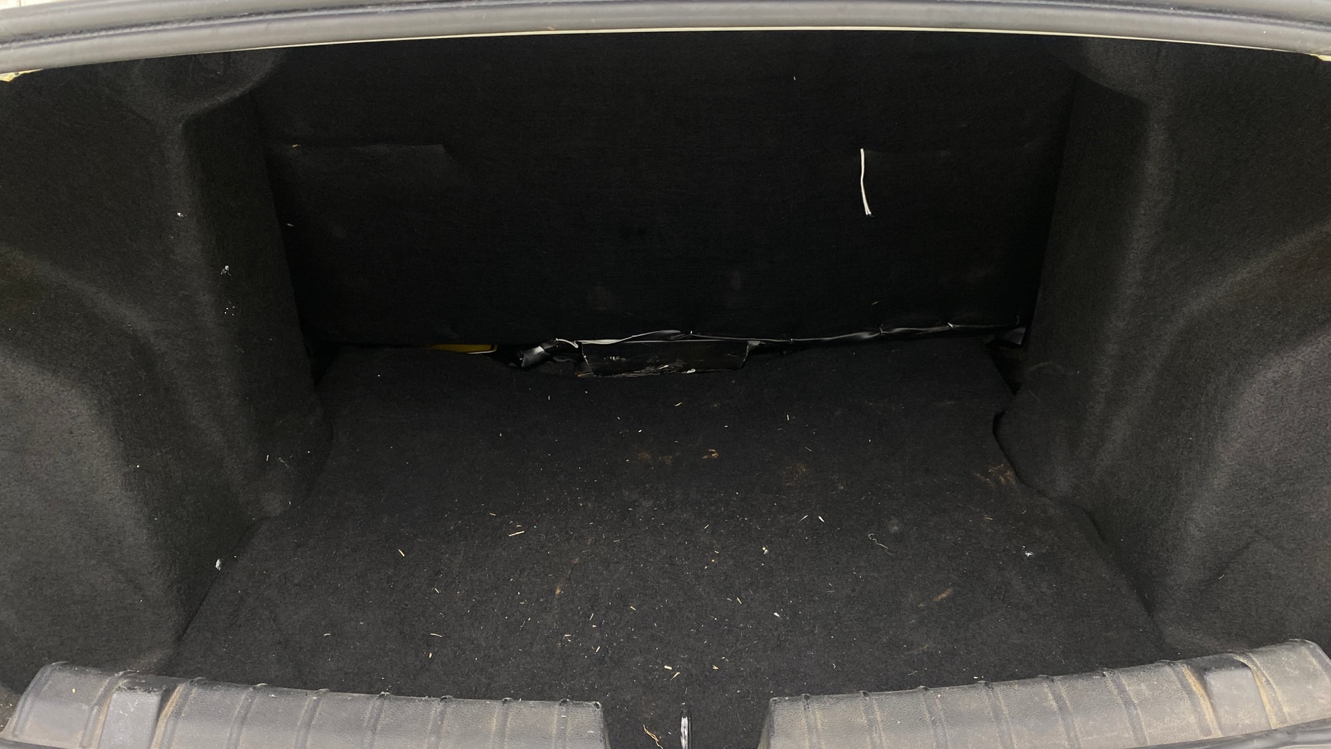 View 2022 Tata Tigor XE Diesel Image 10 Used 2022 Tata Tigor XE Diesel Image 10