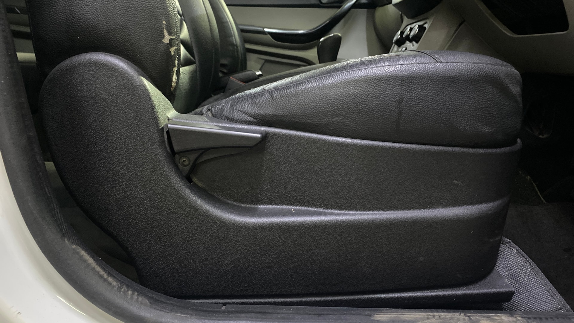 View 2019 Tata Tiago Revotorq XB Image 12 Used 2019 Tata Tiago Revotorq XB Image 12