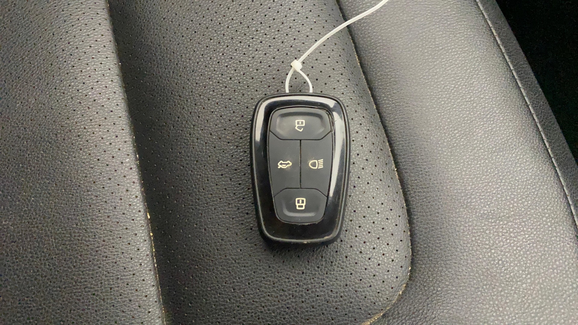 View 2020 Tata Harrier XE Image 19 Used 2020 Tata Harrier XE Image 19