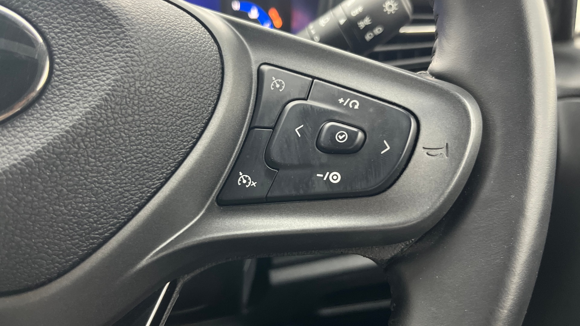 Used 2025 Tata Altroz Used 2025 Tata Altroz