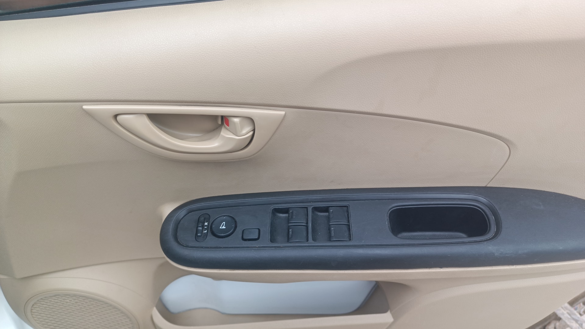 View 2018 Honda Brio S MT Option Pack Image 32 Used 2018 Honda Brio S MT Option Pack Image 32