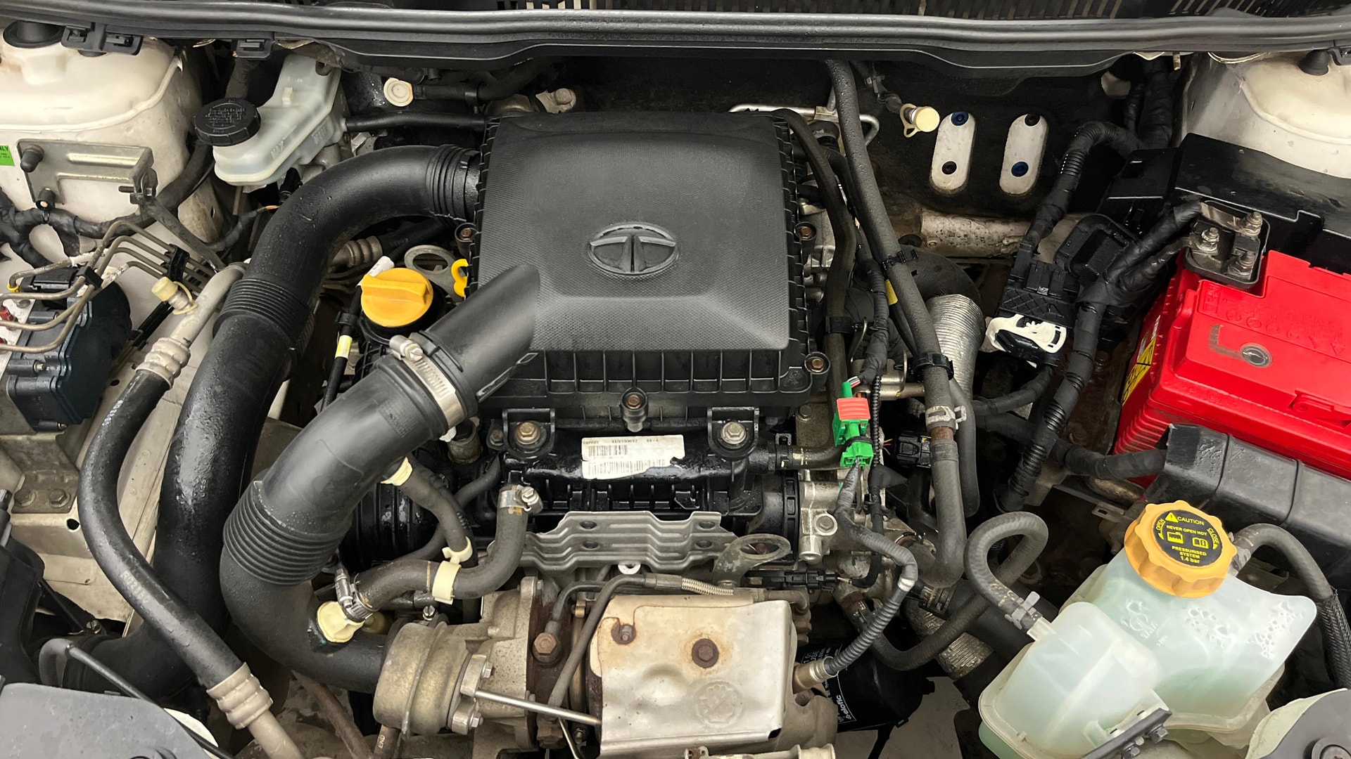 View 2018 Tata Nexon Revotron XE Image 42 Used 2018 Tata Nexon Revotron XE Image 42