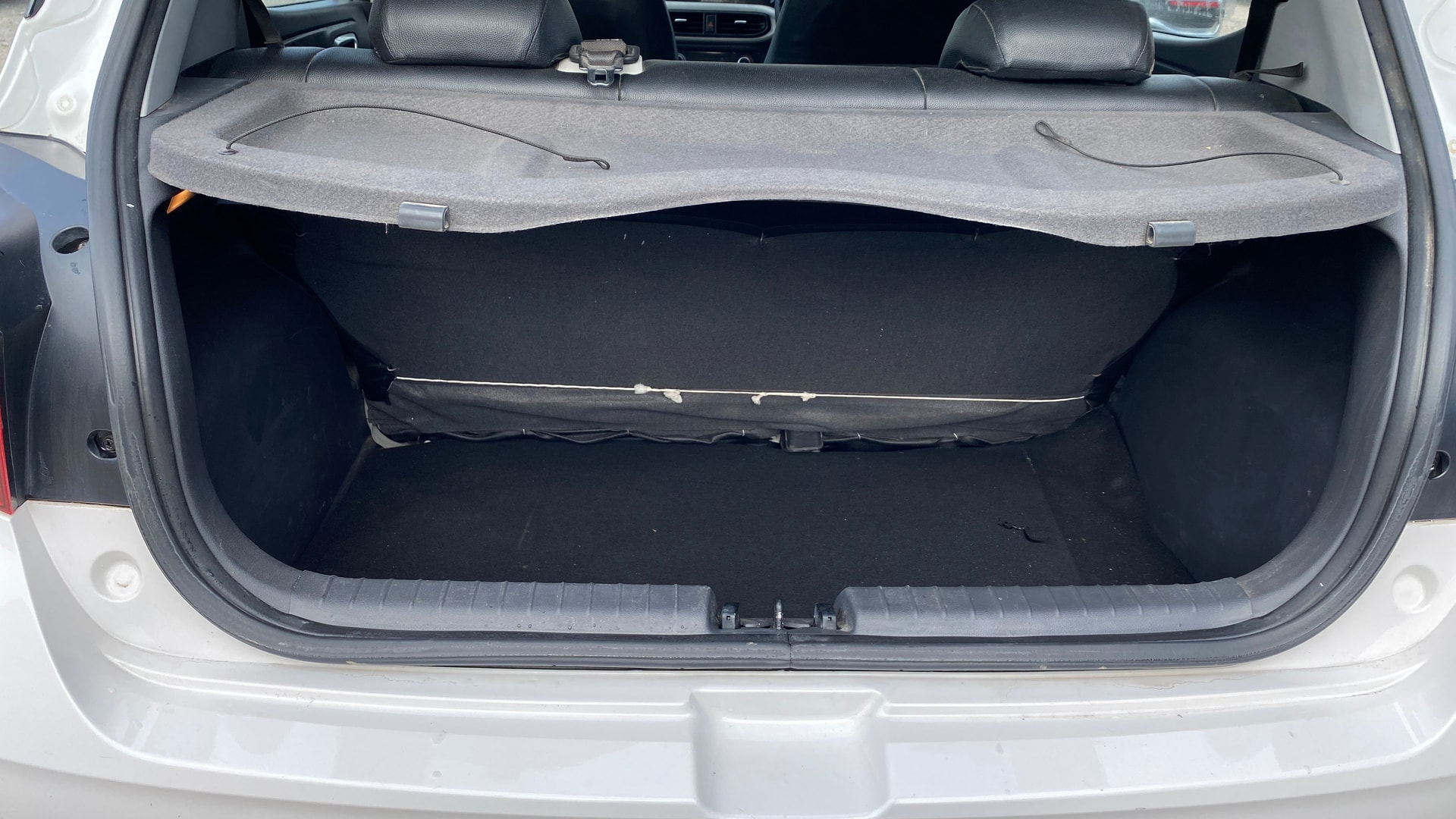 View 2023 Hyundai Grand i10 Nios Sportz Petrol Image 11 Used 2023 Hyundai Grand i10 Nios Sportz Petrol Image 11