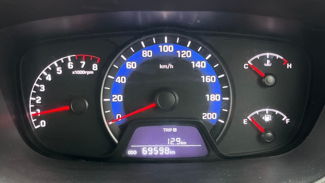 View Hyundai Xcent Image 34 Used Hyundai Xcent Image 34