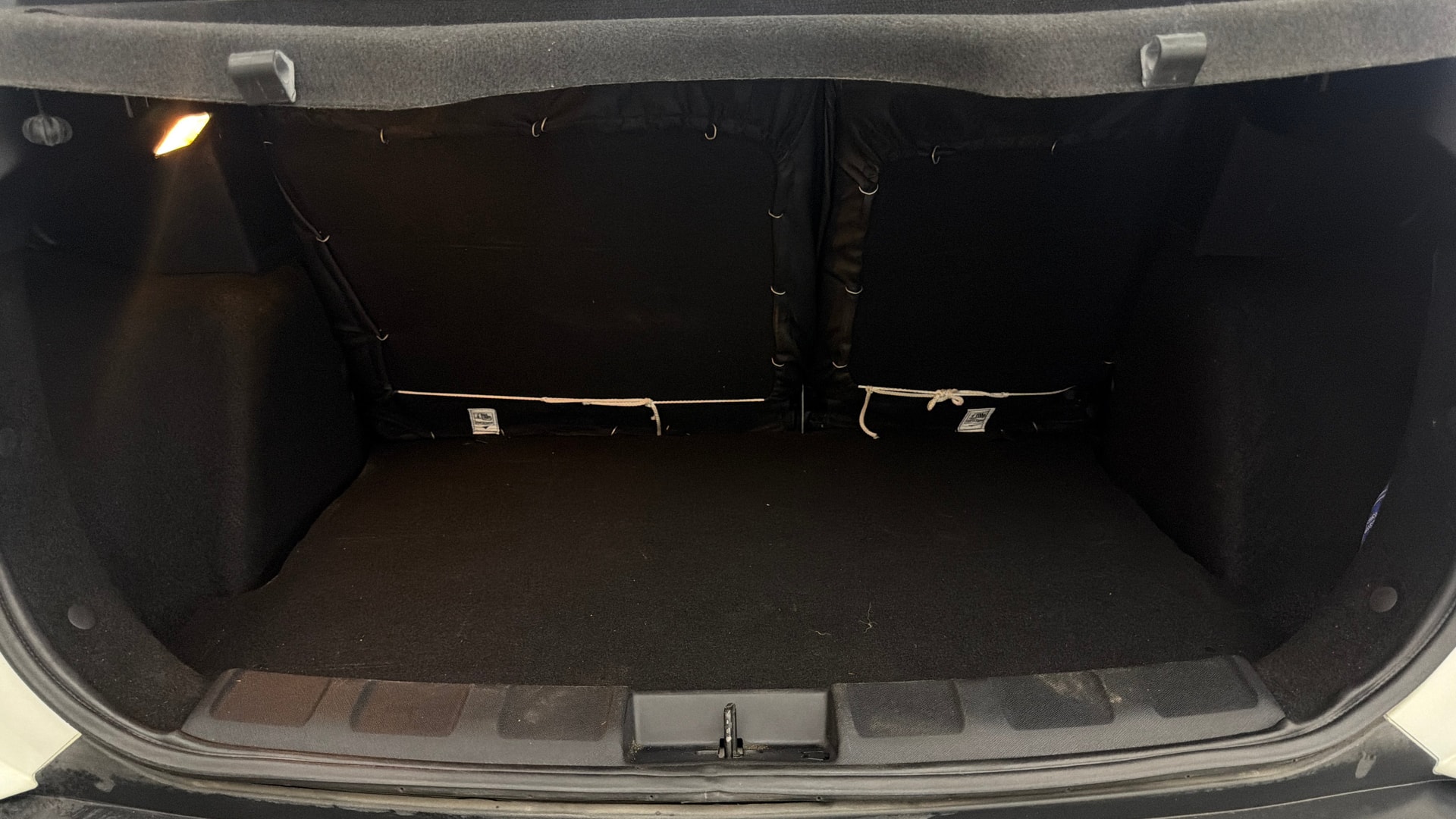 View 2023 Tata Nexon Revotron XE Image 10 Used 2023 Tata Nexon Revotron XE Image 10