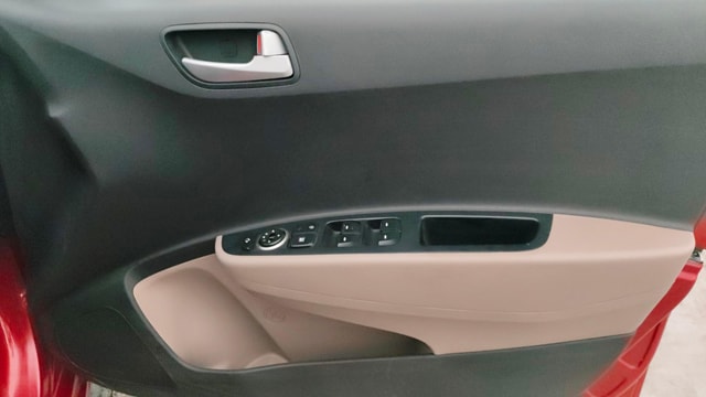 View Hyundai Grand i10 Image 33 Used Hyundai Grand i10 Image 33