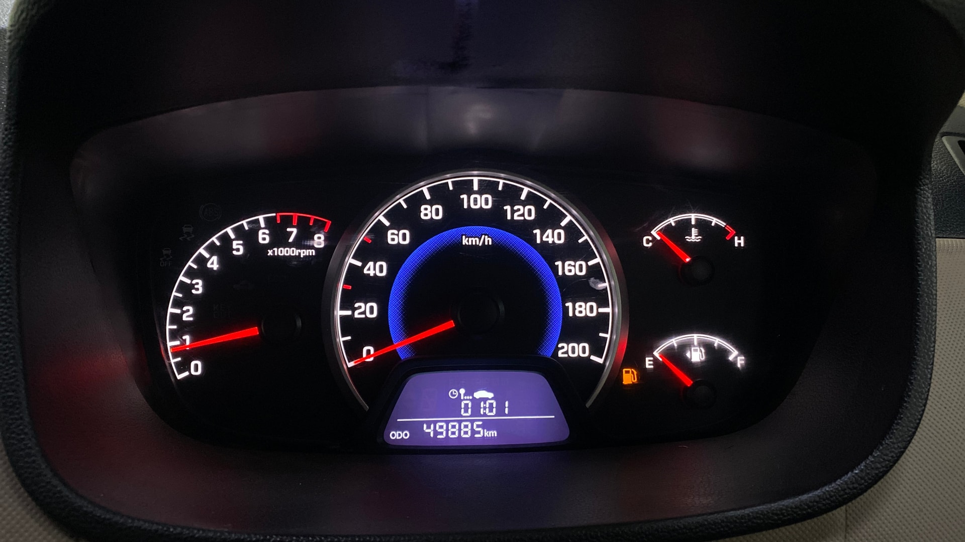 View 2017 Hyundai Grand i10 1.2 Sportz(O) Petrol Image 34 Used 2017 Hyundai Grand i10 1.2 Sportz(O) Petrol Image 34