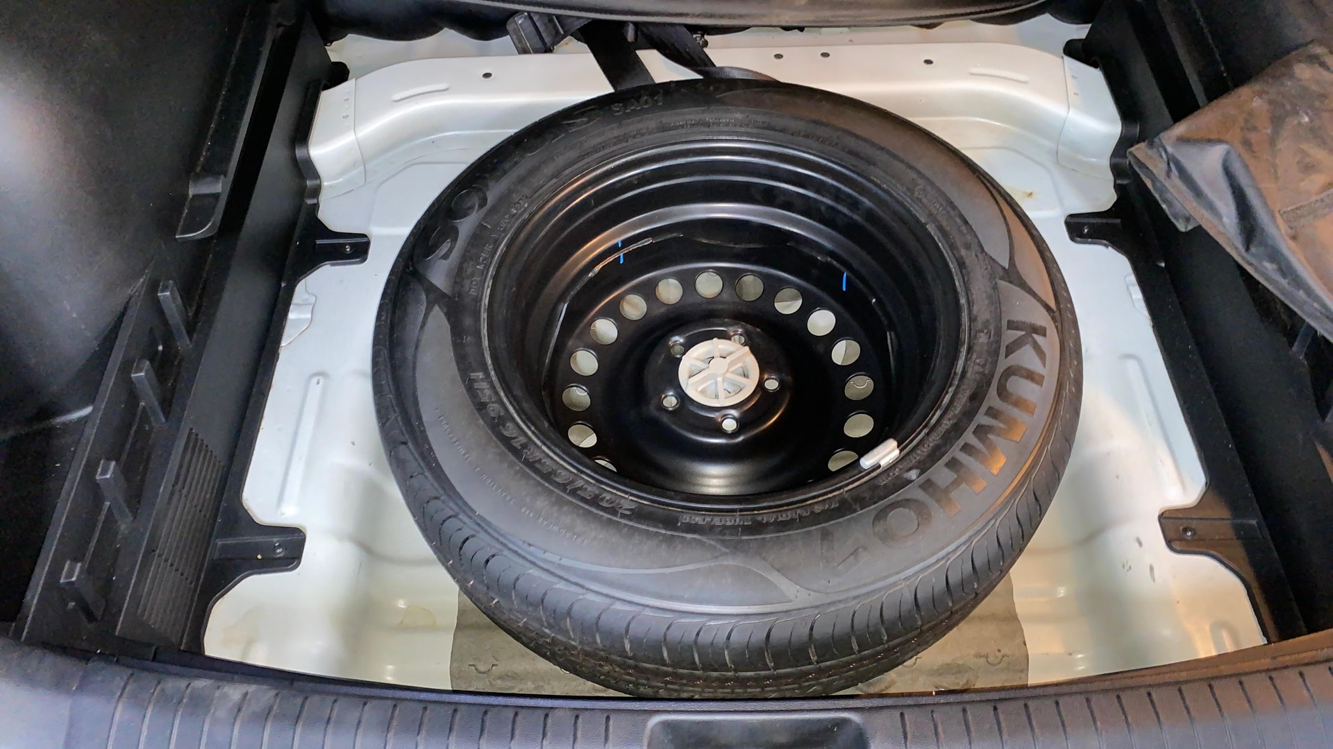 View 2019 Hyundai Creta 1.4 E Diesel Image 25 Used 2019 Hyundai Creta 1.4 E Diesel Image 25