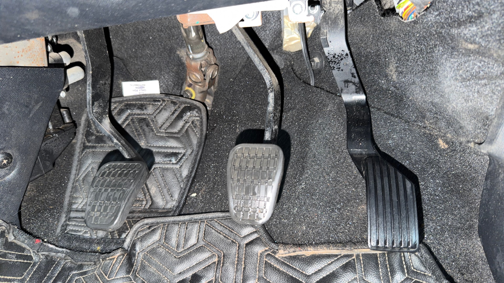 View 2023 Tata Nexon Revotron XE Image 10 Used 2023 Tata Nexon Revotron XE Image 10
