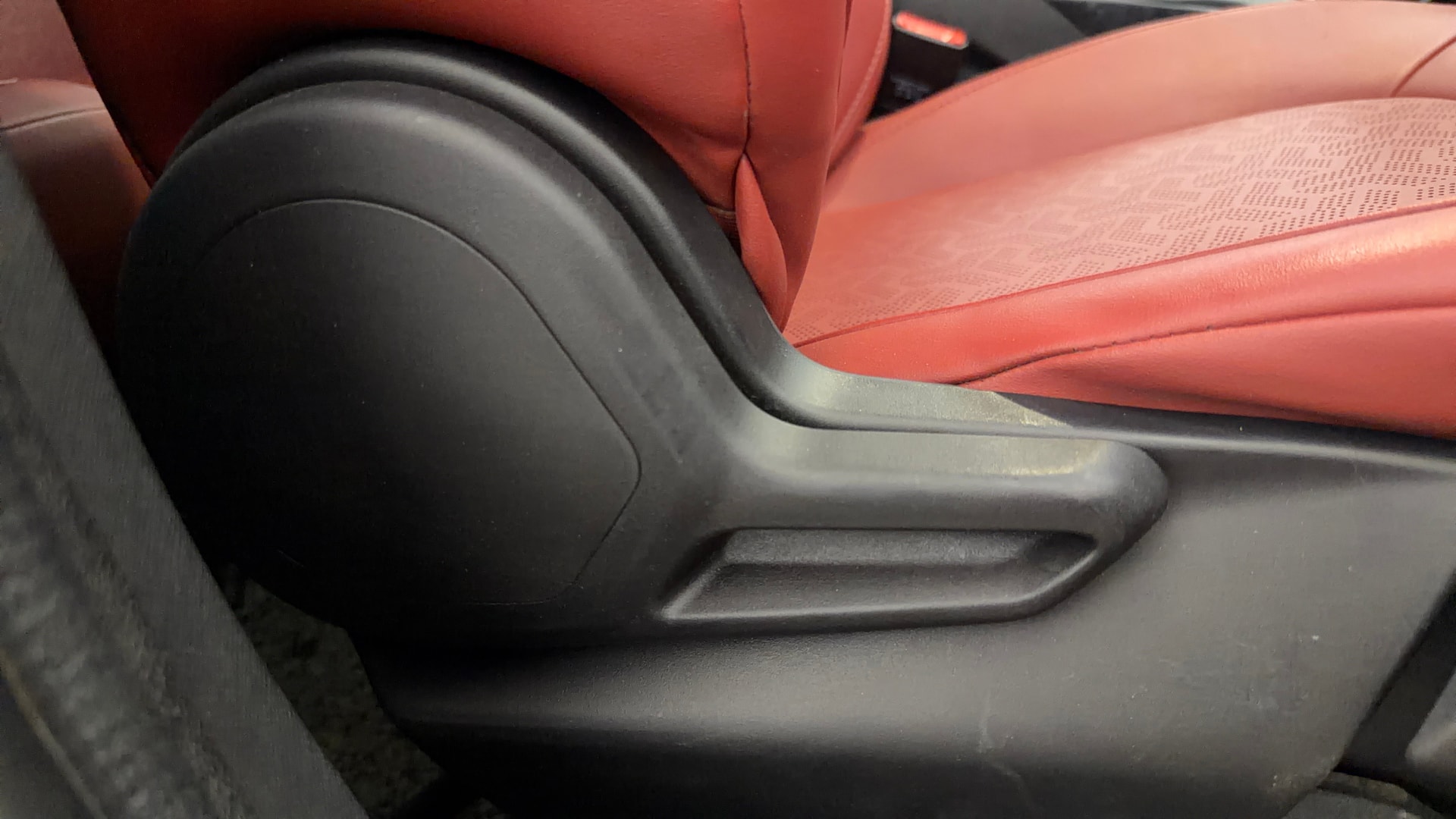 View 2023 Tata Nexon Revotron XE Image 19 Used 2023 Tata Nexon Revotron XE Image 19