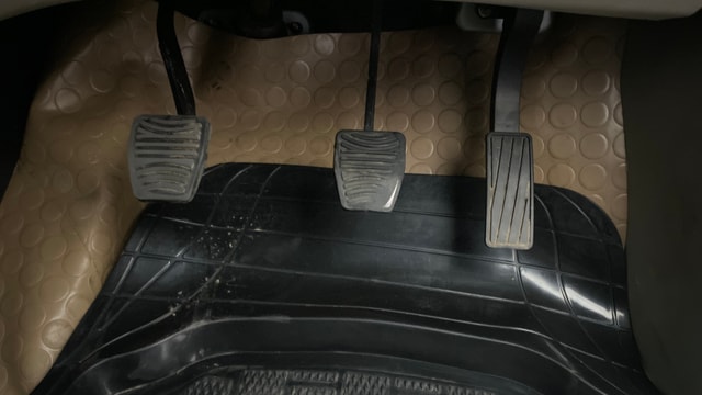 View Mahindra Marazzo Image 9 Used Mahindra Marazzo Image 9