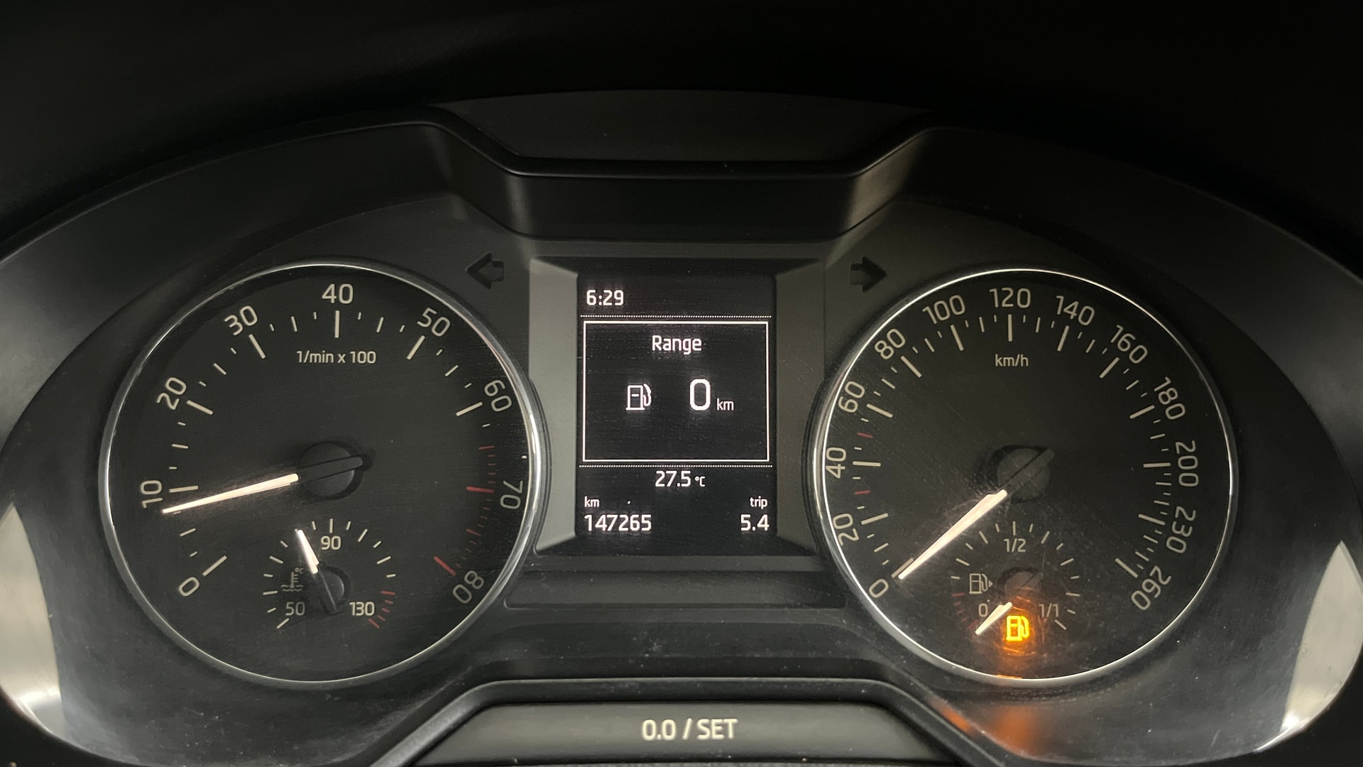View 2015 Skoda Octavia 1.4 Ambition TSI MT Image 33 Used 2015 Skoda Octavia 1.4 Ambition TSI MT Image 33