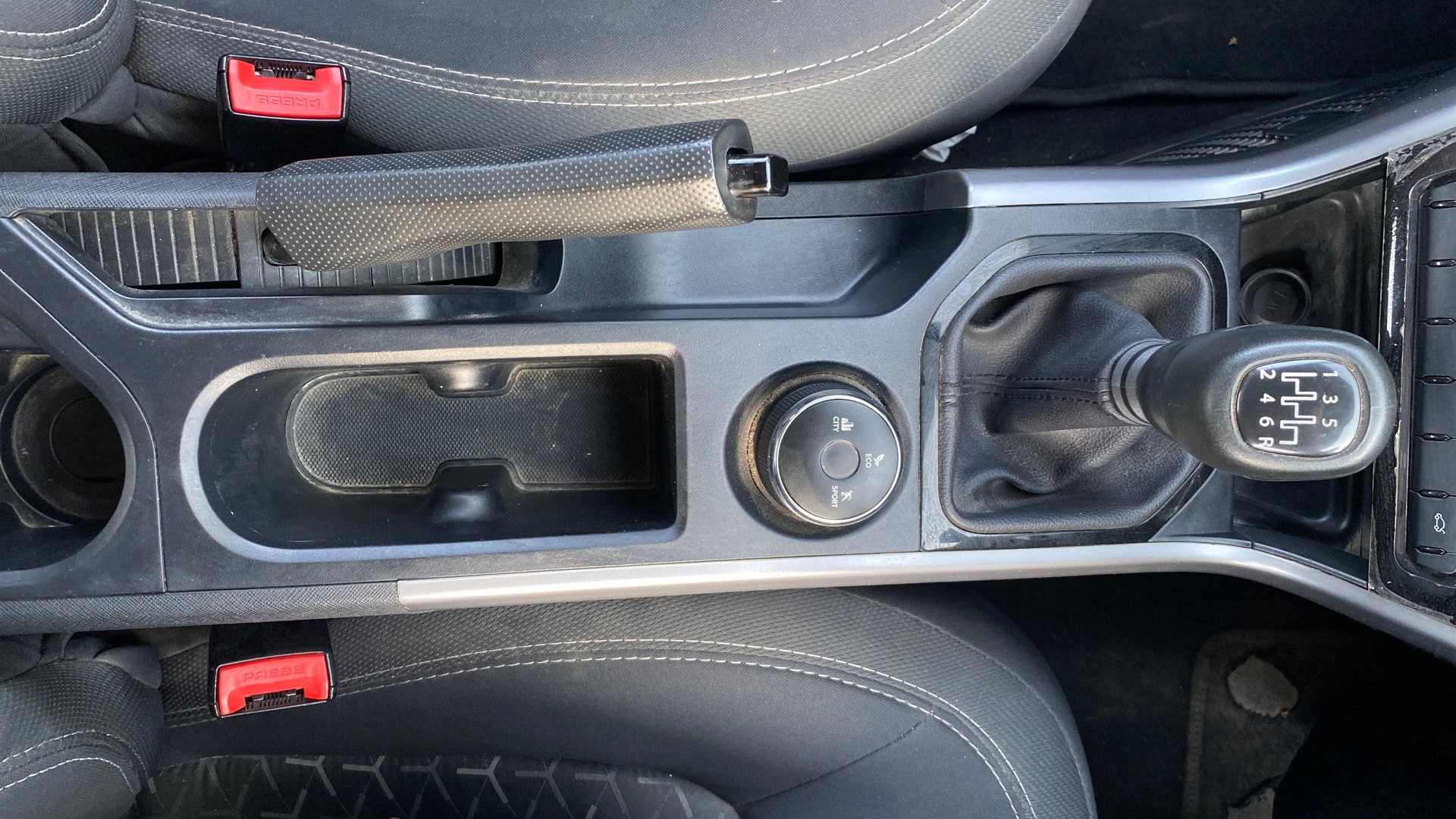 View 2022 Tata Nexon Revotron XE Image 37 Used 2022 Tata Nexon Revotron XE Image 37
