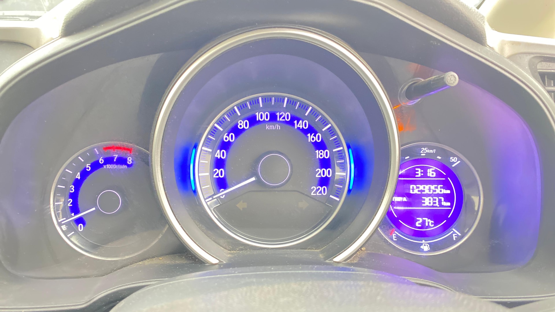 View 2017 Honda WR-V S MT Diesel Edge Edition Image 20 Used 2017 Honda WR-V S MT Diesel Edge Edition Image 20
