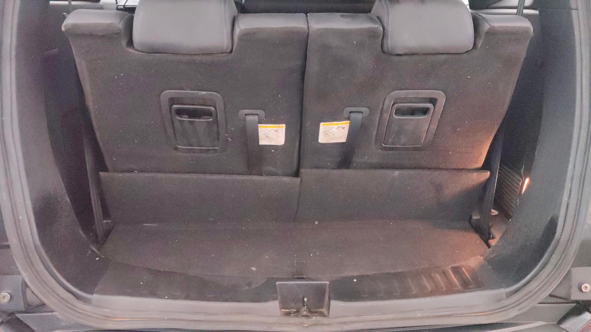 View 2022 Tata Safari XZA Plus Image 7 Used 2022 Tata Safari XZA Plus Image 7