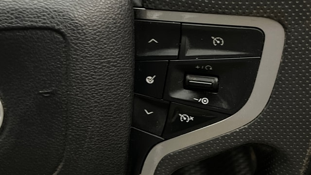 View Tata Safari Image 3 Used Tata Safari Image 3