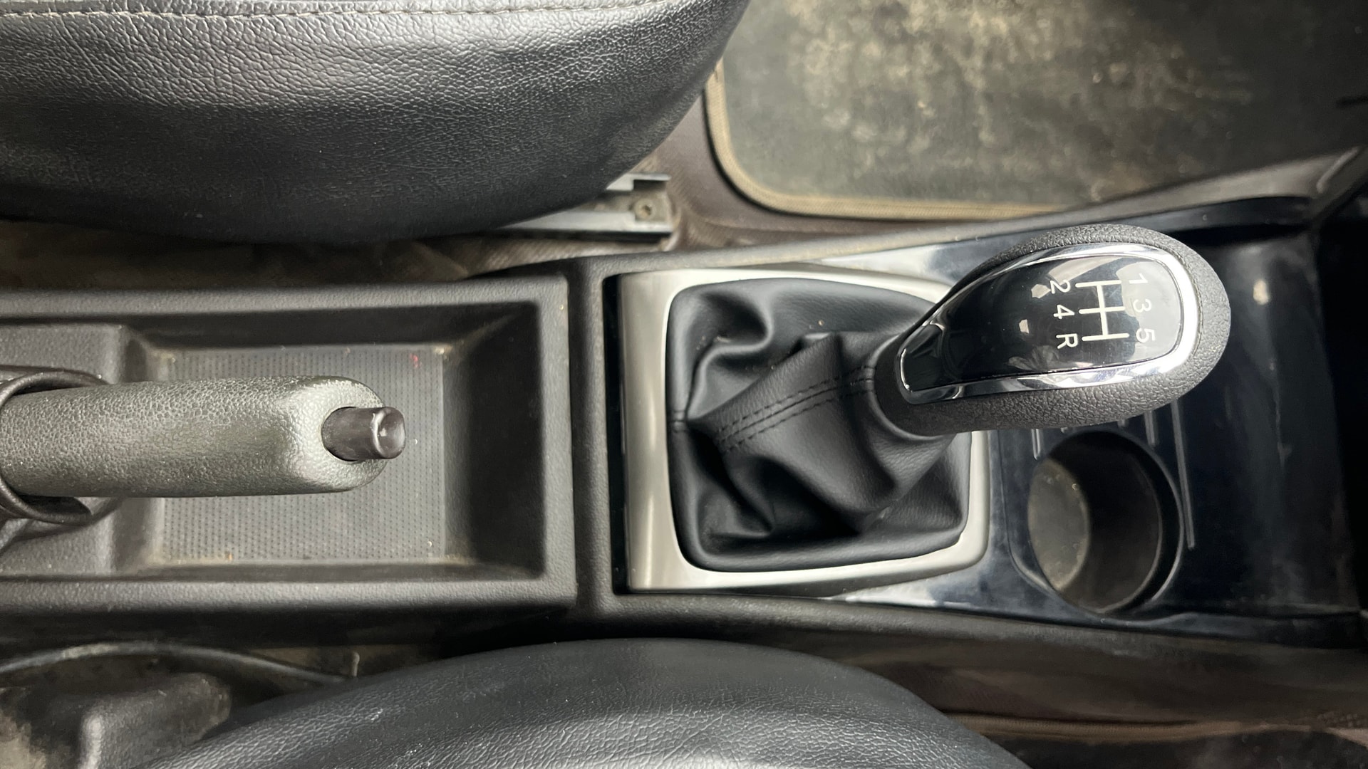 View 2015 Tata Bolt XE Quadrajet 75PS Diesel Image 38 Used 2015 Tata Bolt XE Quadrajet 75PS Diesel Image 38