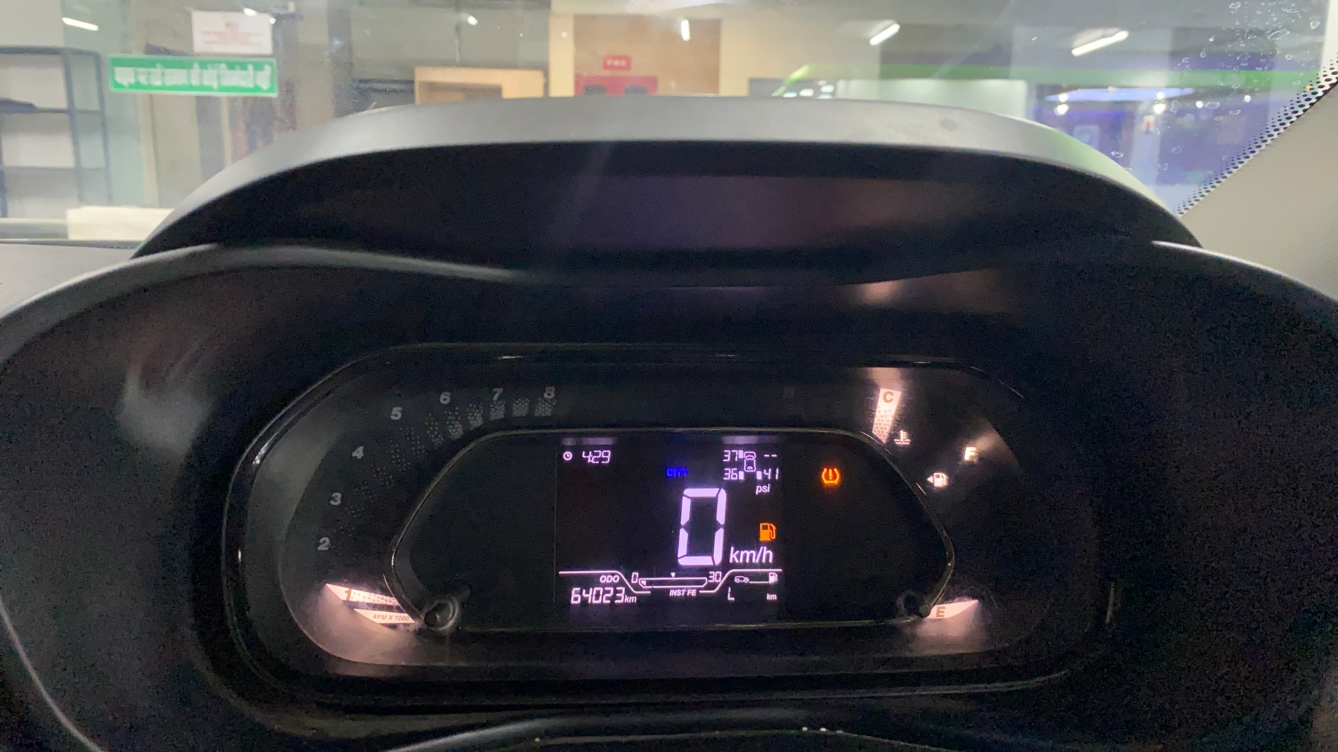 View 2022 Tata Nexon Revotron XE Image 22 Used 2022 Tata Nexon Revotron XE Image 22
