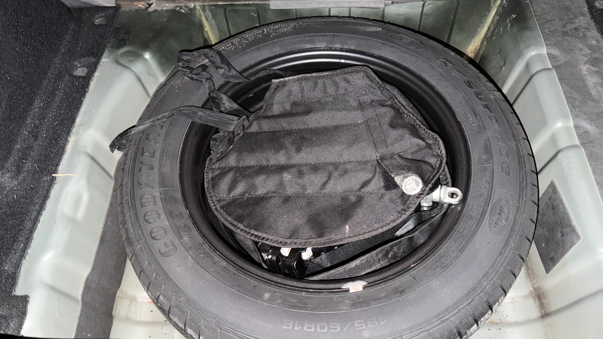 View 2022 Tata Nexon Revotron XE Image 25 Used 2022 Tata Nexon Revotron XE Image 25