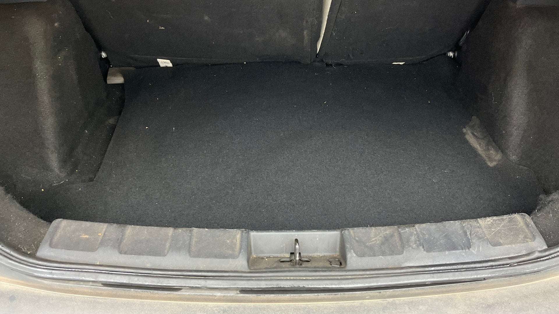 View 2024 Tata Nexon Revotron XE Image 11 Used 2024 Tata Nexon Revotron XE Image 11