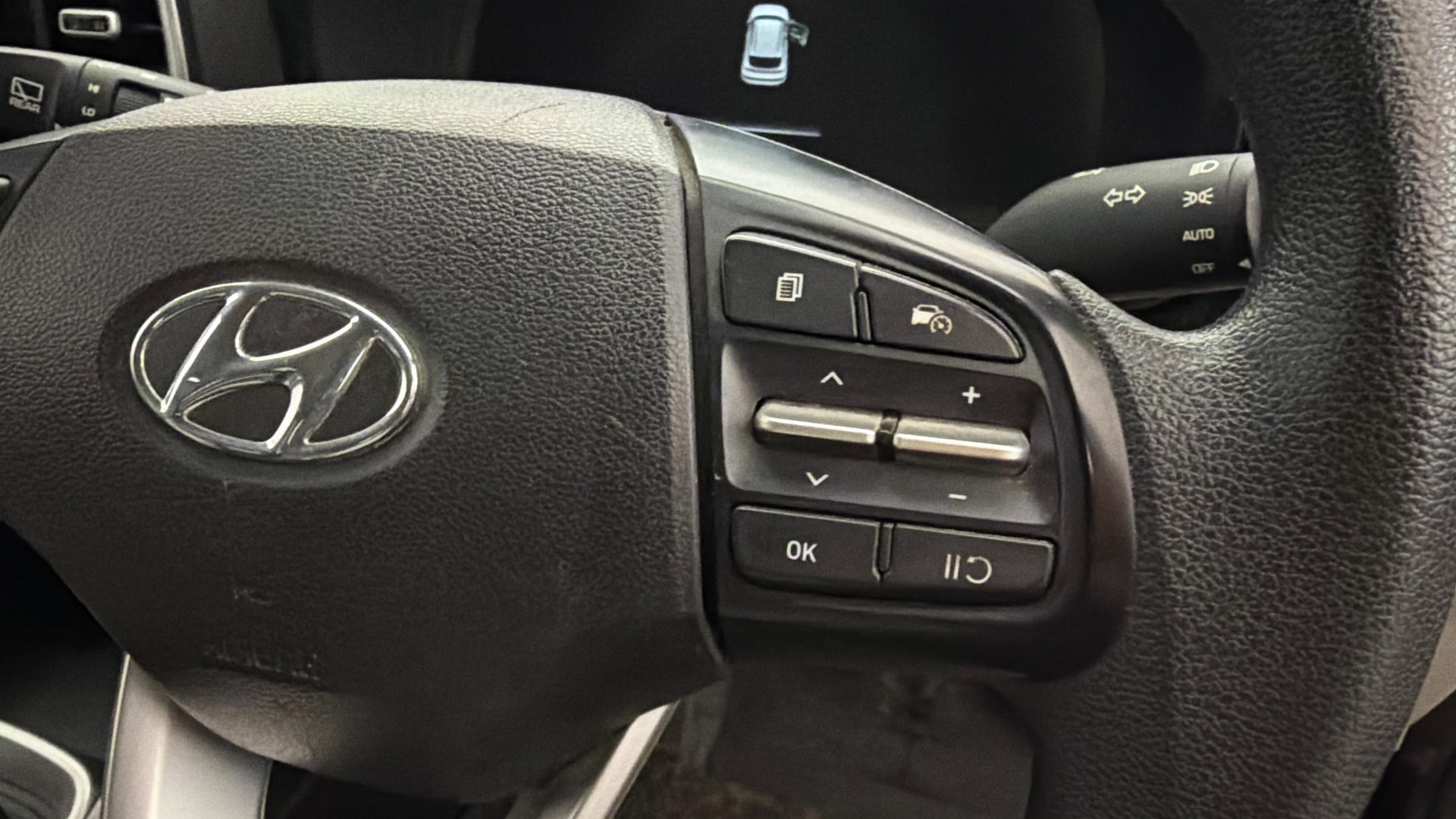 View 2023 Hyundai Venue S (O) 1.0 Turbo Petrol MT Image 3 Used 2023 Hyundai Venue S (O) 1.0 Turbo Petrol MT Image 3
