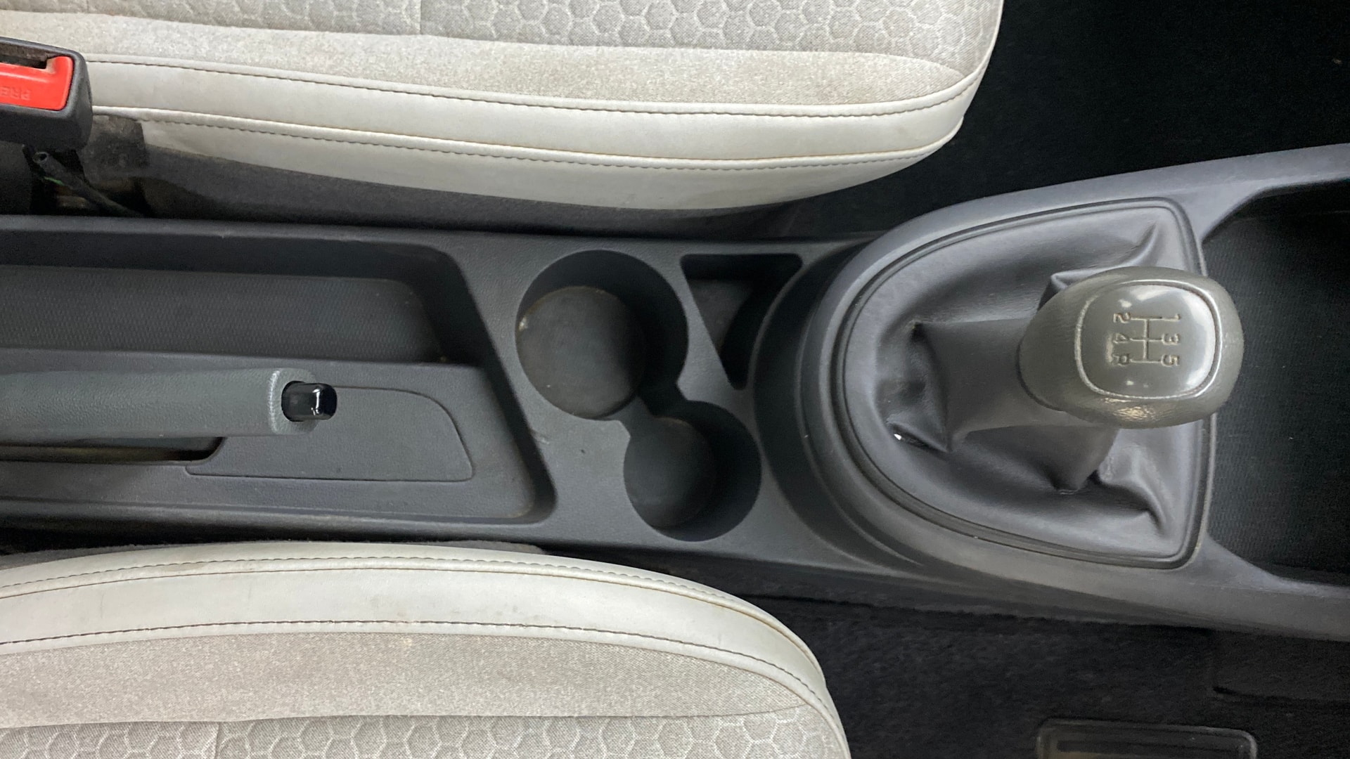 View 2022 Hyundai Grand i10 Nios Era Petrol Image 37 Used 2022 Hyundai Grand i10 Nios Era Petrol Image 37