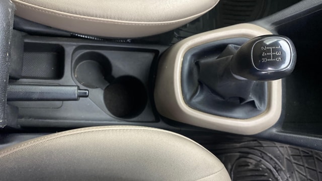View Hyundai Xcent Image 37 Used Hyundai Xcent Image 37