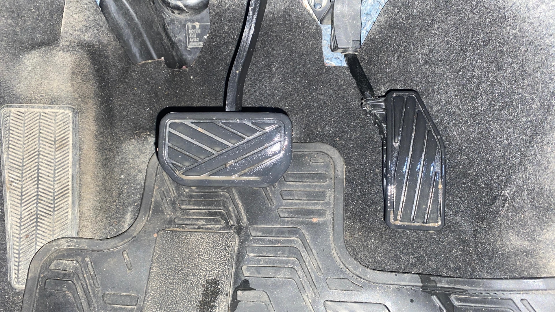 View 2023 Maruti Suzuki 1000 Base Variant Image 26 Used 2023 Maruti Suzuki 1000 Base Variant Image 26