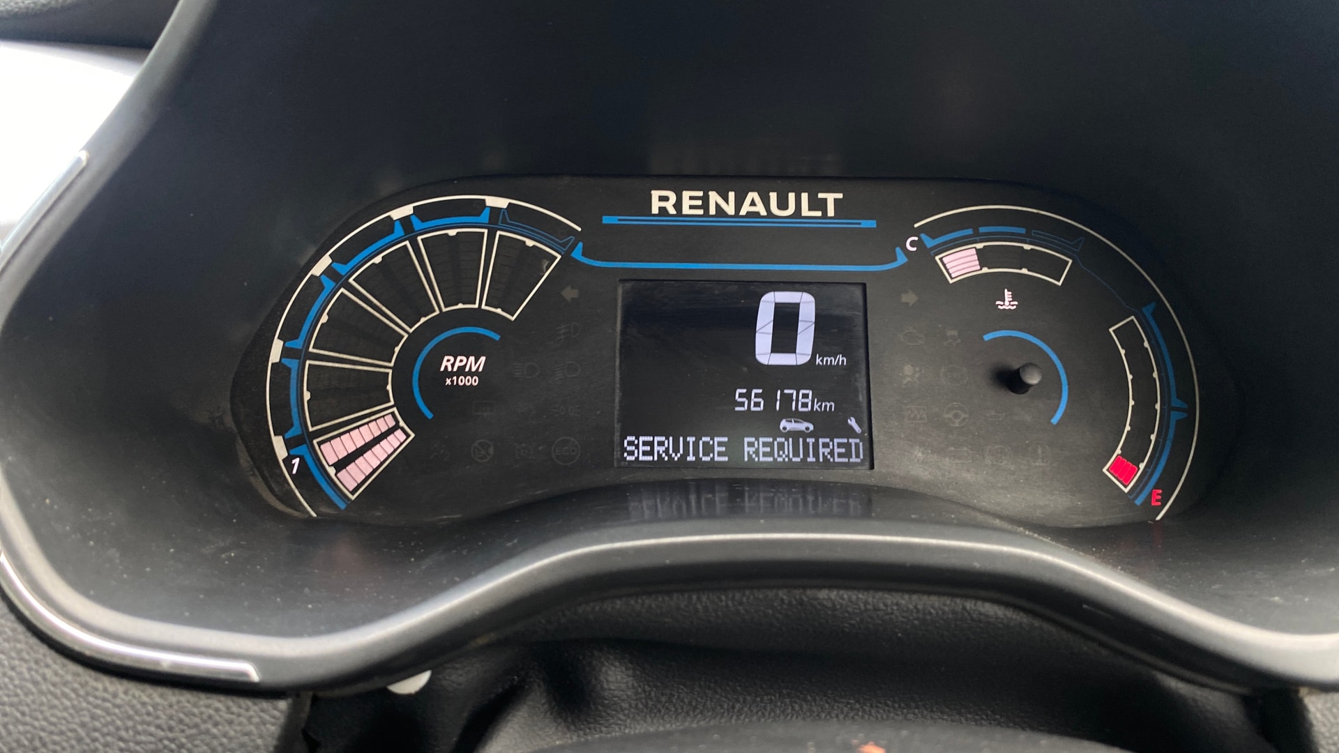 View 2019 Renault Triber RXZ Image 35 Used 2019 Renault Triber RXZ Image 35