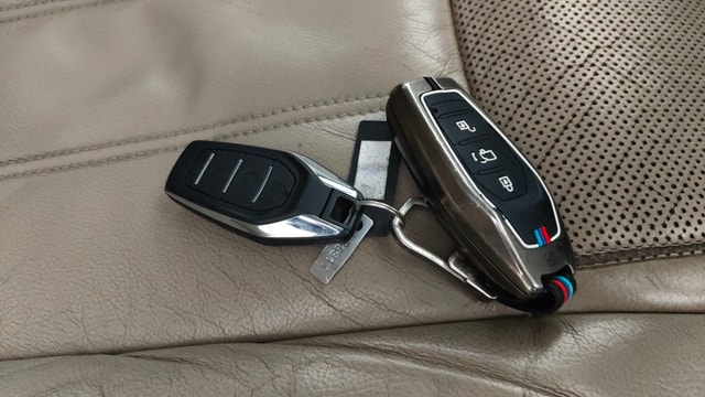 View Mahindra XUV500 Image 19 Used Mahindra XUV500 Image 19