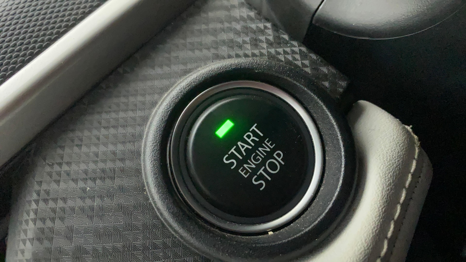 View 2024 Tata Nexon Revotron XE Image 34 Used 2024 Tata Nexon Revotron XE Image 34