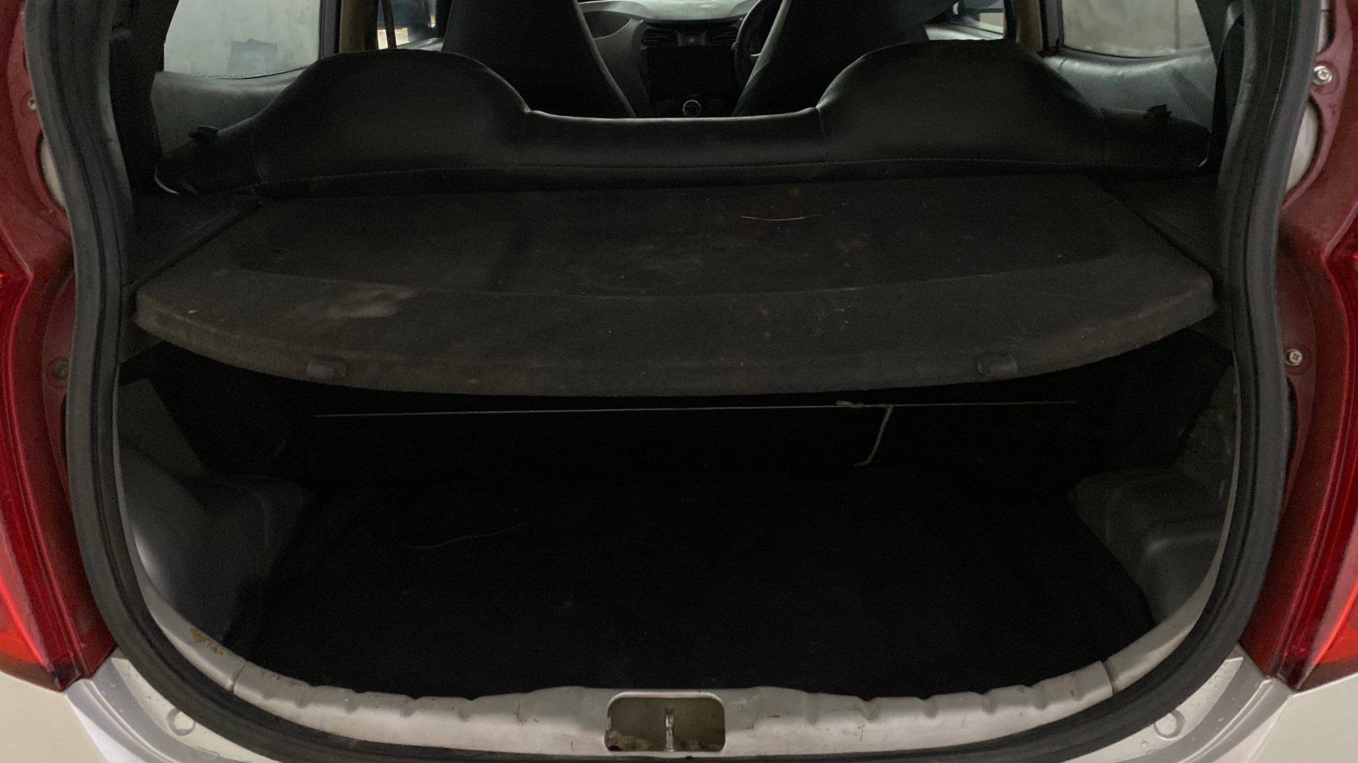 View 2014 Hyundai EON Magna Plus Image 10 Used 2014 Hyundai EON Magna Plus Image 10