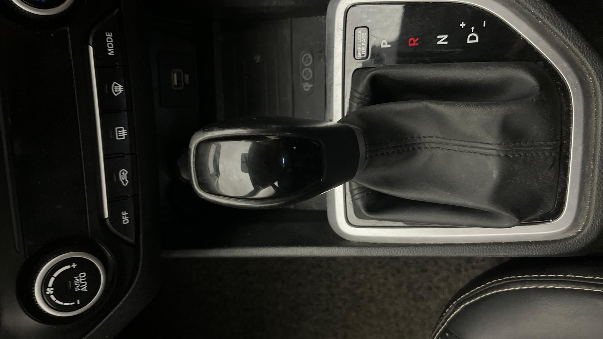 View 2019 Hyundai Creta 1.4 E Diesel Image 43 Used 2019 Hyundai Creta 1.4 E Diesel Image 43