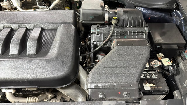 View Mahindra XUV700 Image 30 Used Mahindra XUV700 Image 30
