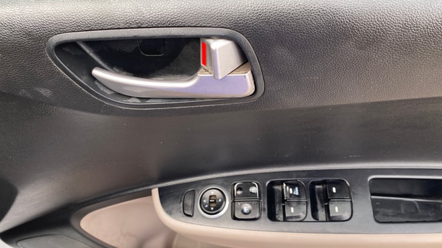 View Hyundai Grand i10 Image 32 Used Hyundai Grand i10 Image 32