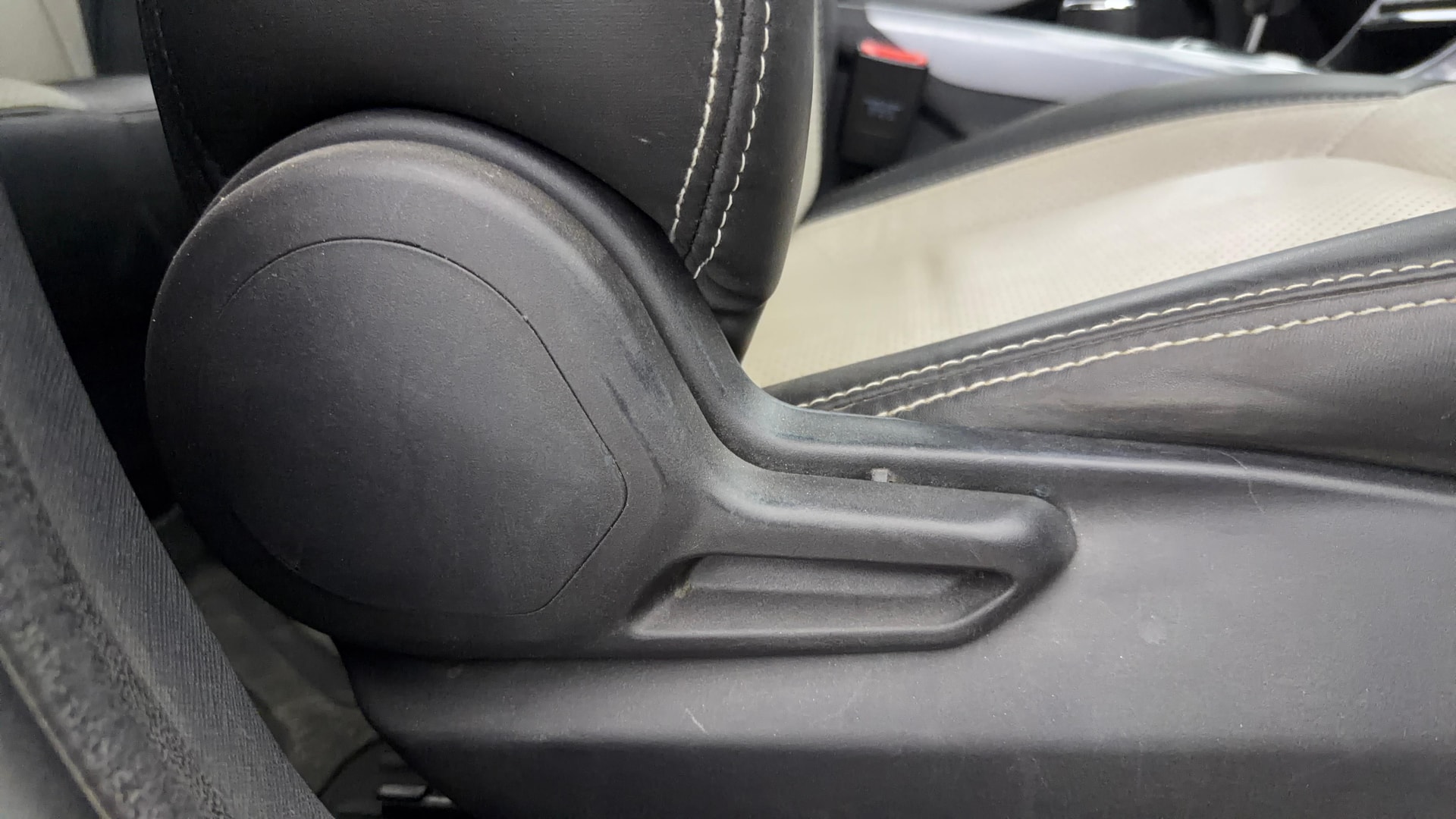 View 2023 Tata Nexon Revotron XE Image 18 Used 2023 Tata Nexon Revotron XE Image 18