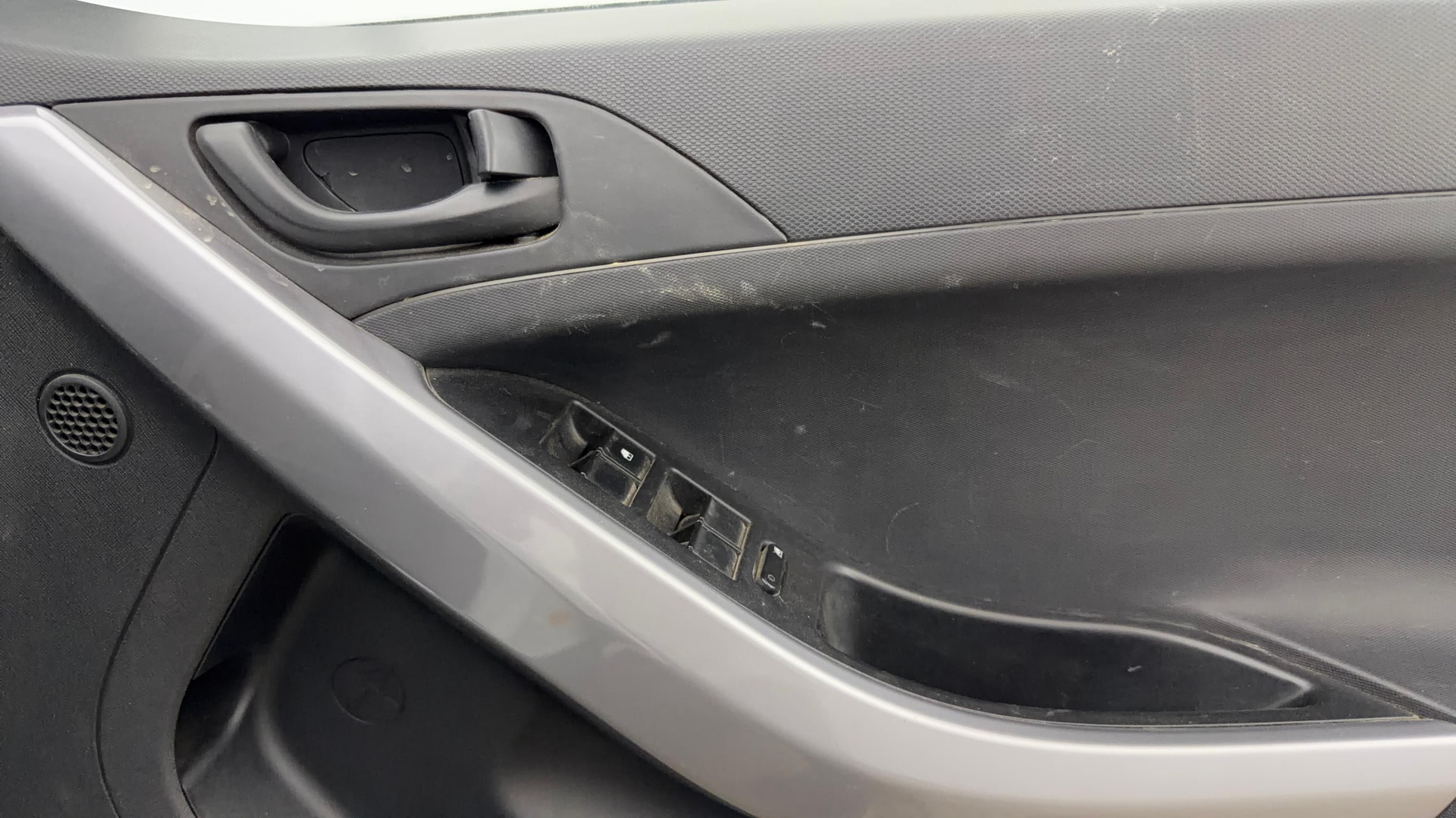 View 2023 Tata Nexon Revotron XE Image 34 Used 2023 Tata Nexon Revotron XE Image 34