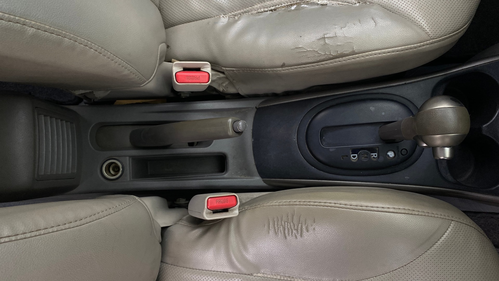 View 2013 Nissan Sunny XL Petrol CVT Image 39 Used 2013 Nissan Sunny XL Petrol CVT Image 39