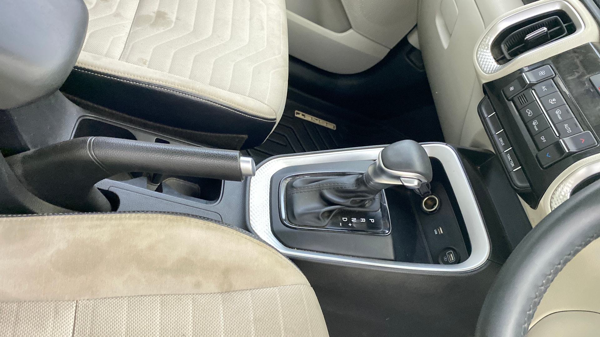 Used 2023 Kia Sonet Used 2023 Kia Sonet